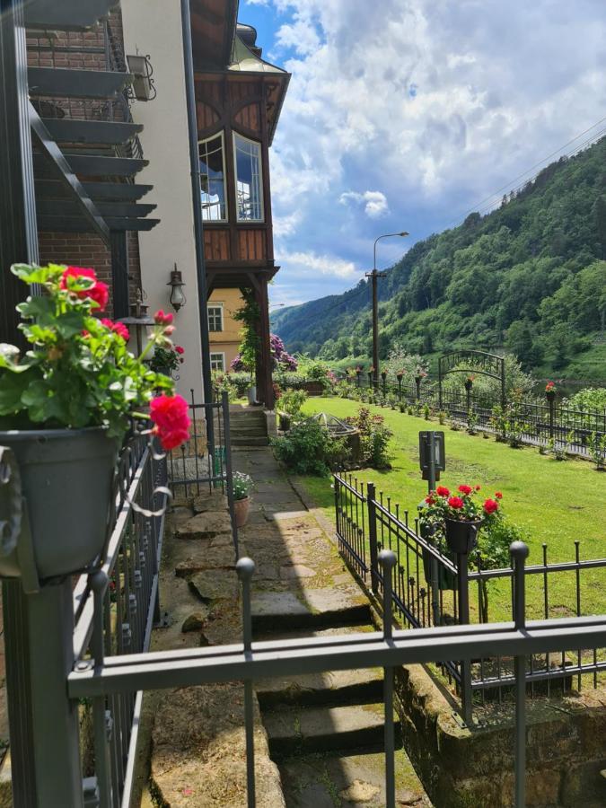 Ferienwohnung Labsky Dvur Hřensko Exterior foto